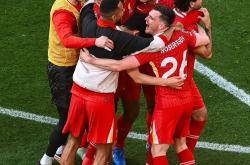 字母哥关键节点问鼎冠军，利物浦带队取胜！的简单介绍